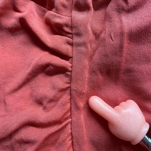 Alfani Silk Blend Salmon Colored Sleeveless Top Size Large/L E - Picture 4 of 4